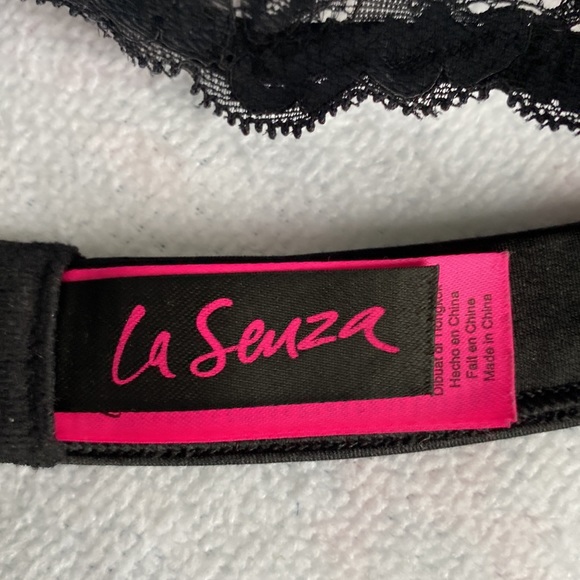 La Senza Lacy Padded Bra - Picture 6 of 10